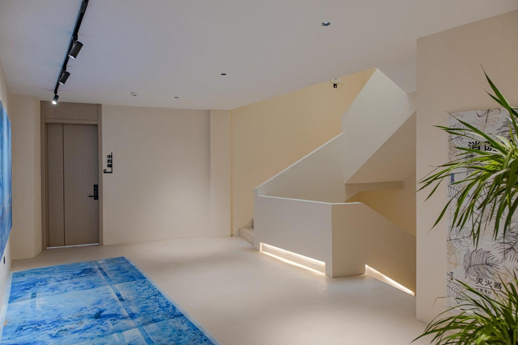 Dali Oriental Seaview Hotel -Dali Erhai المظهر الخارجي الصورة