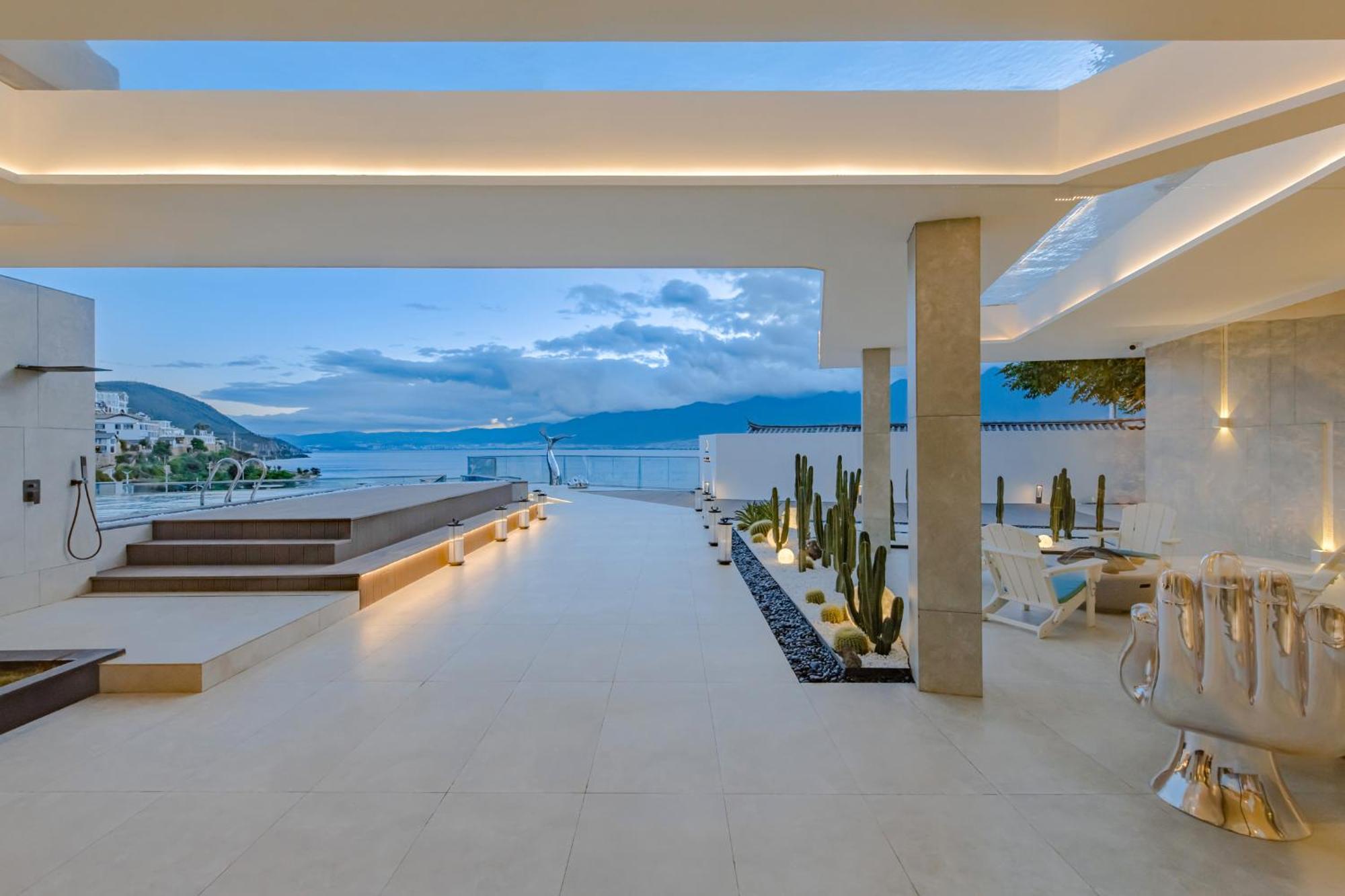 Dali Oriental Seaview Hotel -Dali Erhai المظهر الخارجي الصورة