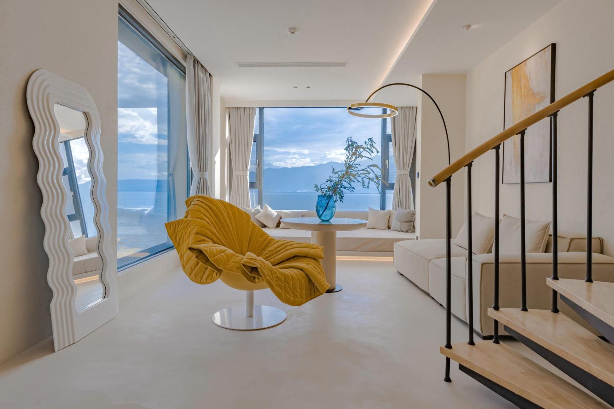 Dali Oriental Seaview Hotel -Dali Erhai المظهر الخارجي الصورة