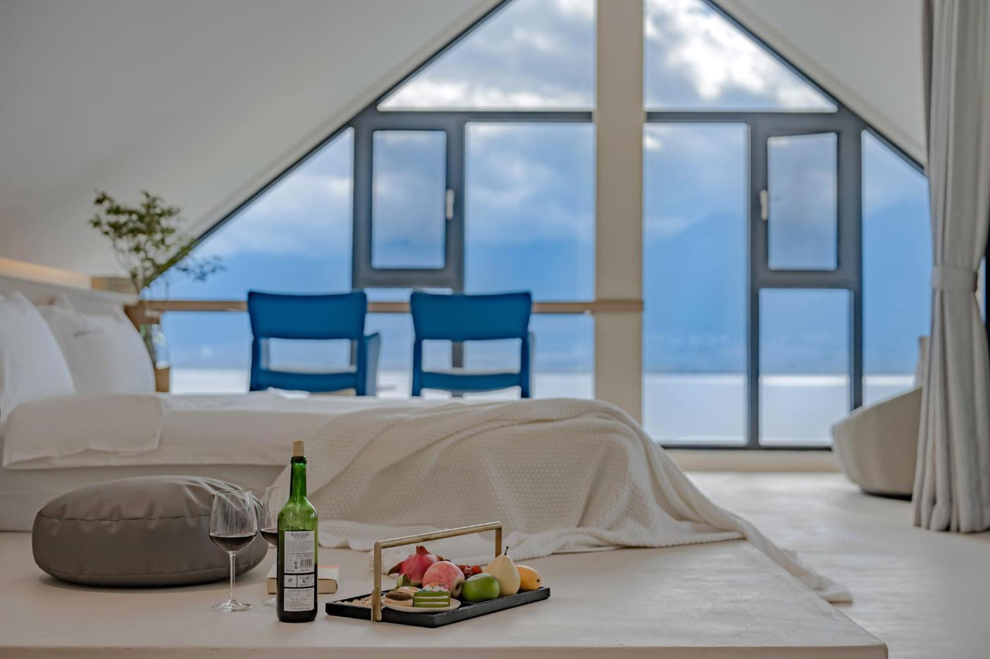 Dali Oriental Seaview Hotel -Dali Erhai المظهر الخارجي الصورة