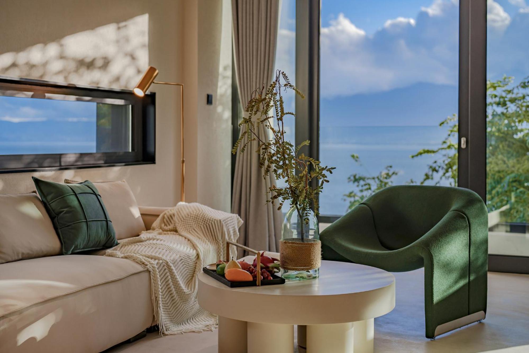 Dali Oriental Seaview Hotel -Dali Erhai المظهر الخارجي الصورة